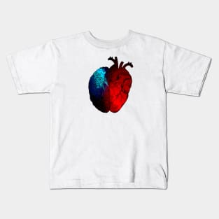 hearts and minds Kids T-Shirt